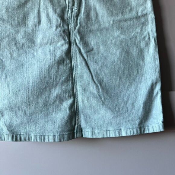 L.L. Bean Womens Jean Skirt Size 8 Green Favorite FIt  Denim Stretch Classic - Picture 3 of 13